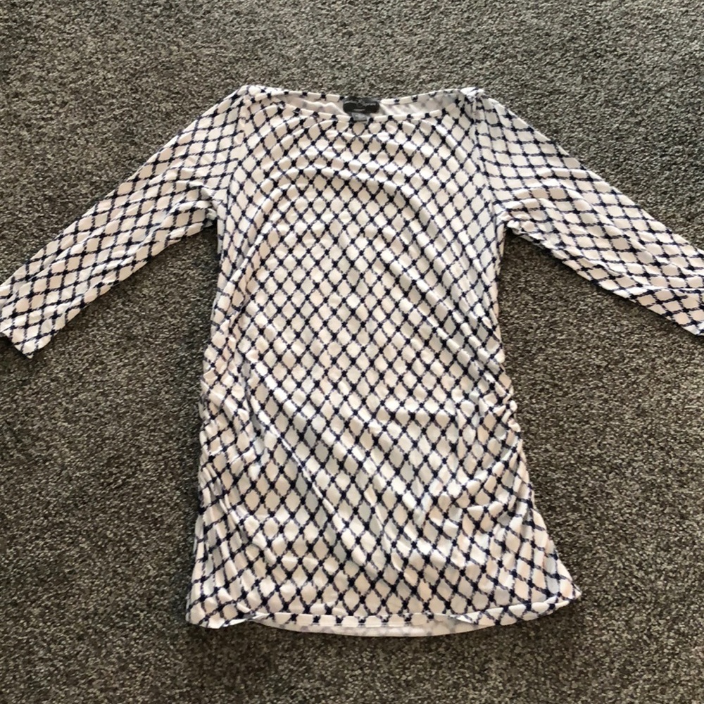 Marker & Spruce Maternity white and blue top